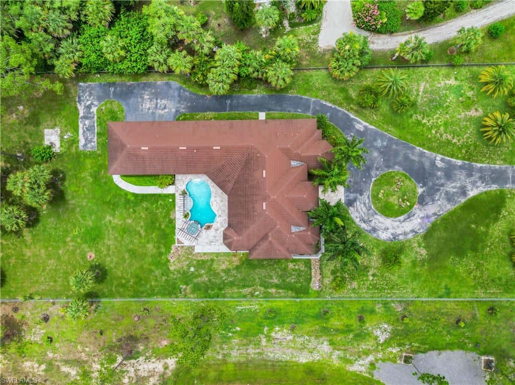 1361 Golden Gate Blvd, Naples, photo 5