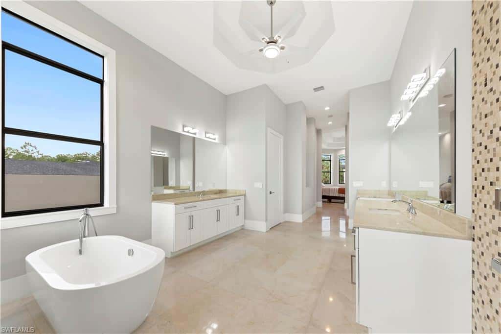 1361 Golden Gate Blvd, Naples, photo 20