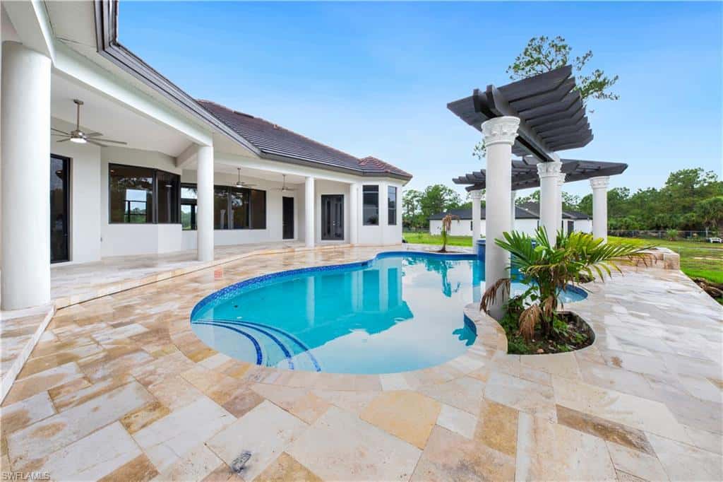 1361 Golden Gate Blvd, Naples, photo 11