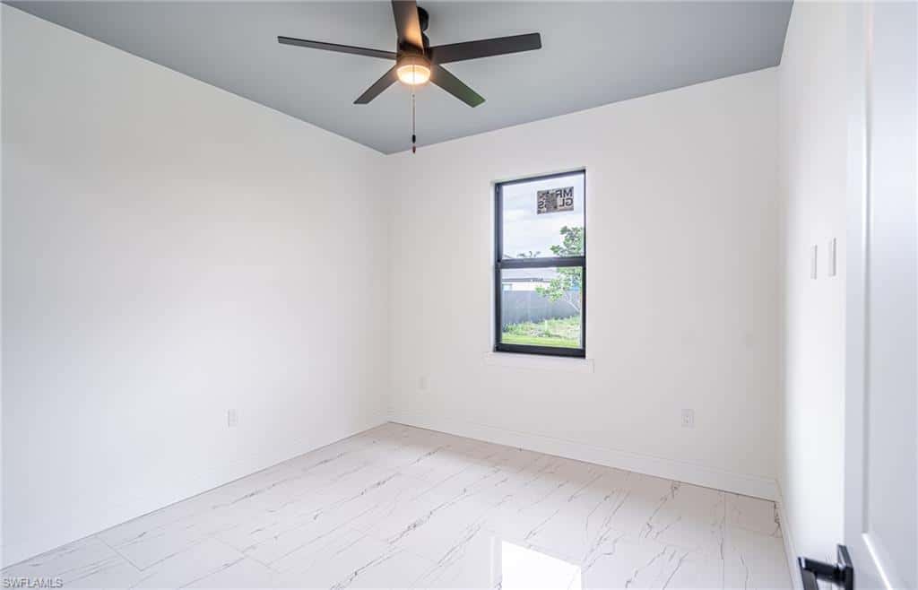 111 6th St, Cape Coral, photo 12