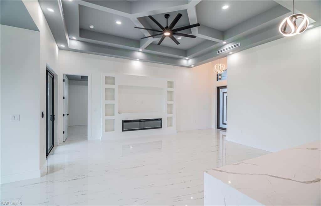 111 6th St, Cape Coral, photo 14