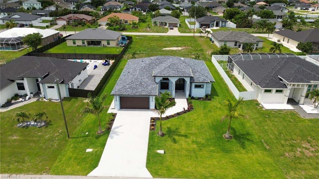 111 6th St, Cape Coral, photo 4
