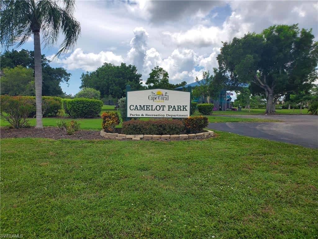 1820 51st St, Cape Coral, photo 35