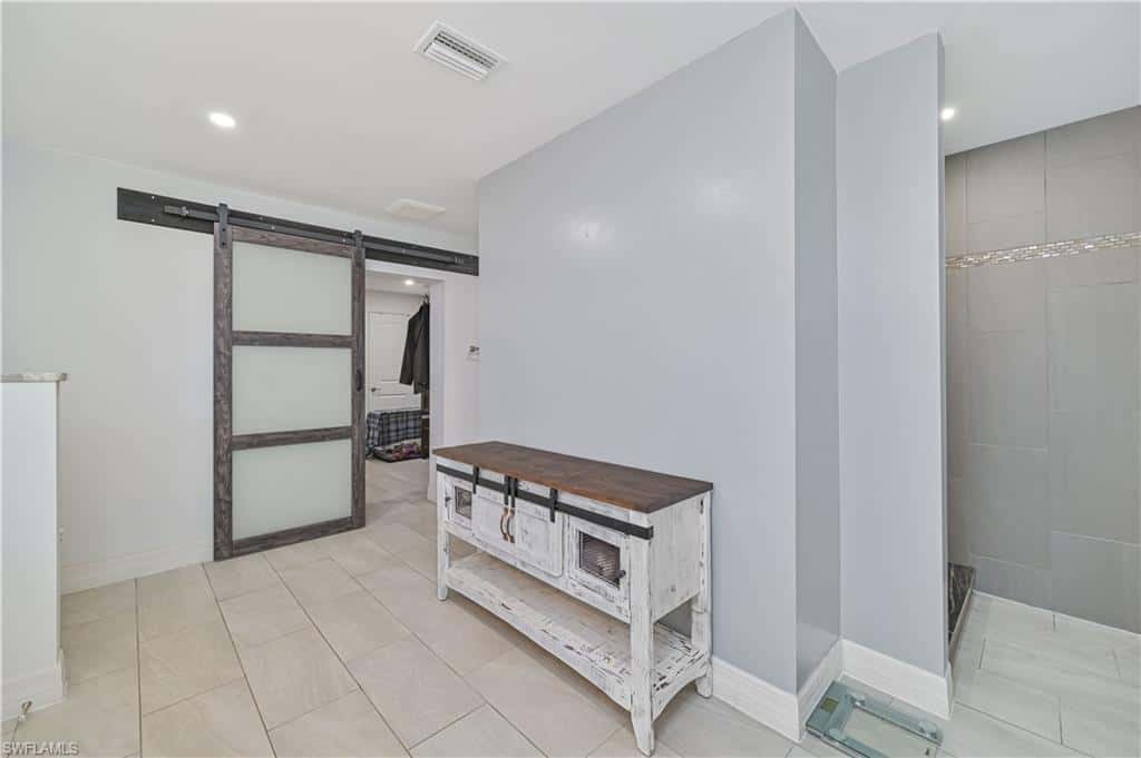 427 Stockton St, North Fort Myers, photo 43