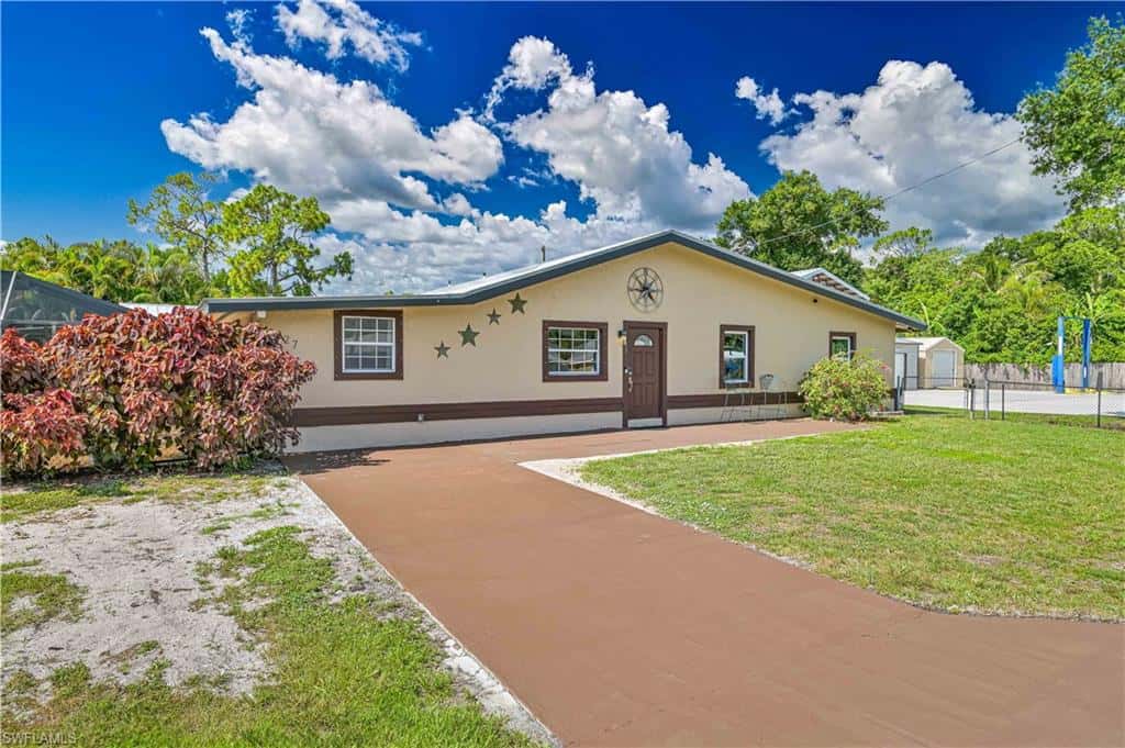 427 Stockton St, North Fort Myers, photo 5