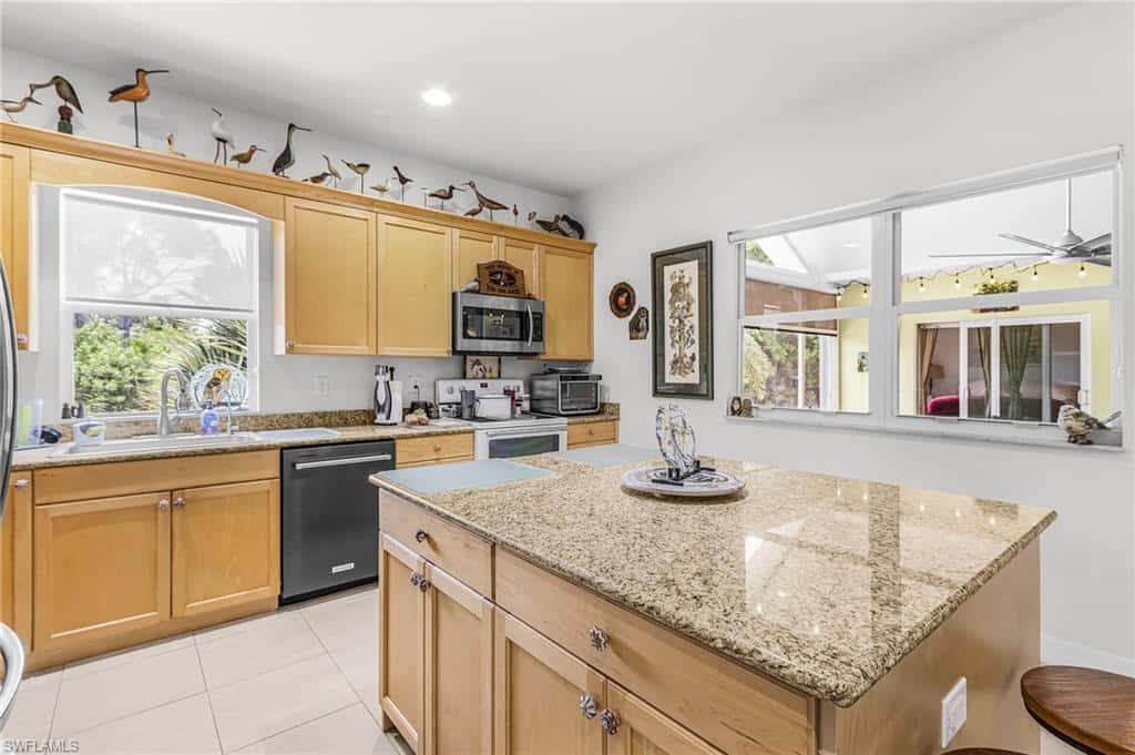 4931 Island Acres Ct, St. James City, photo 11