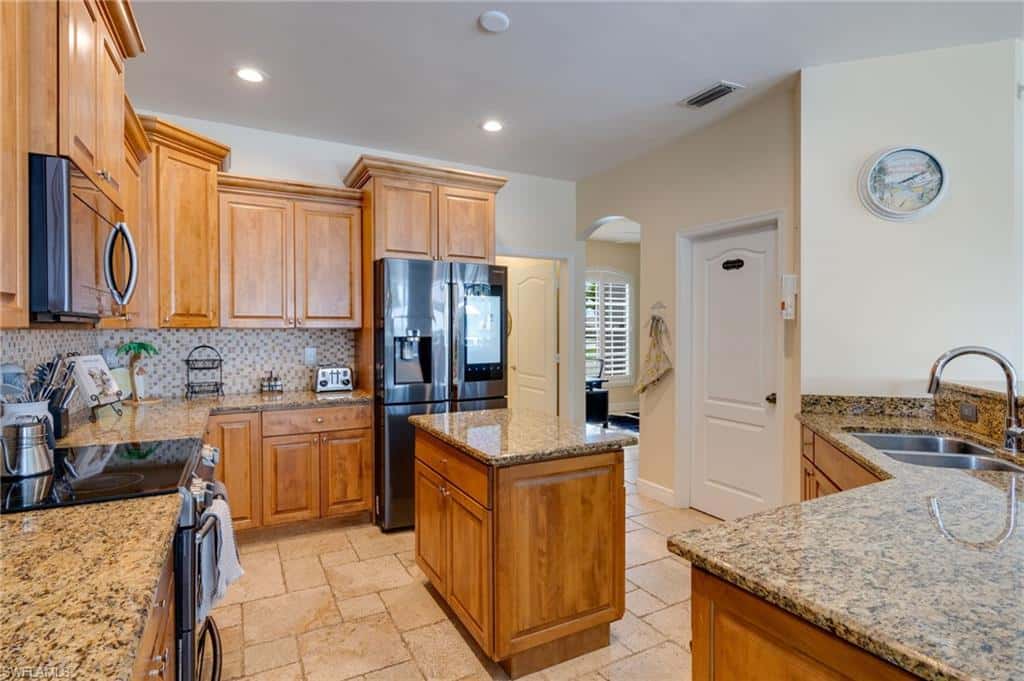 2021 17th Pl, Cape Coral, photo 6