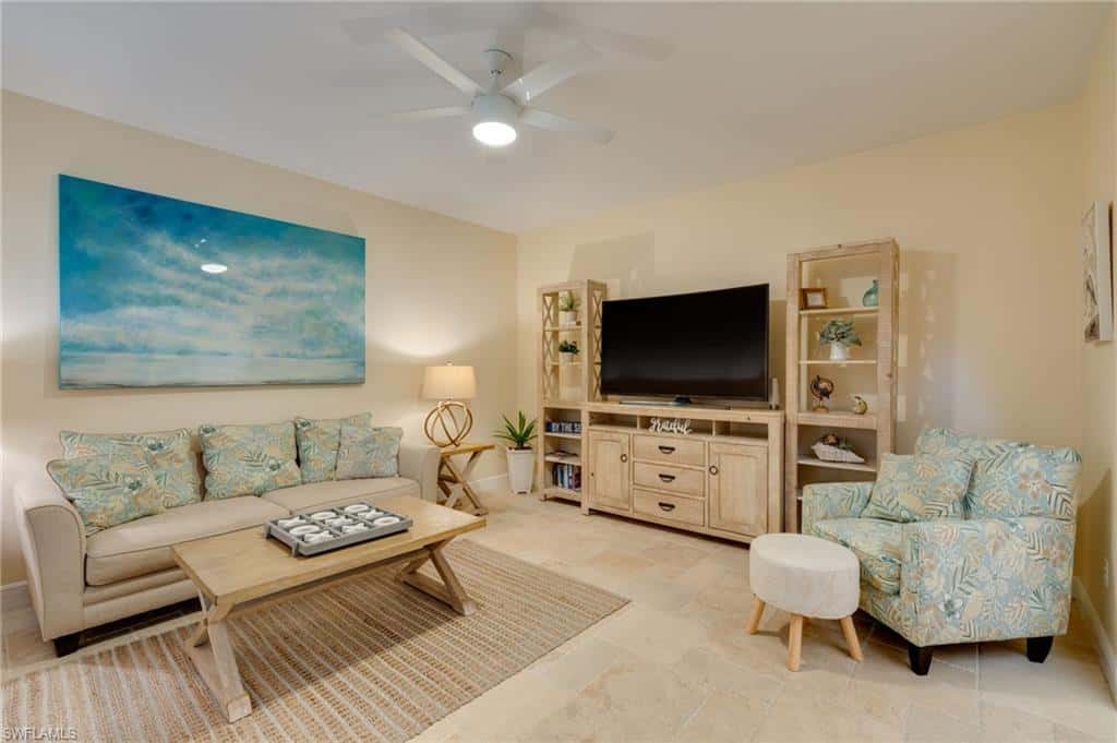 2021 17th Pl, Cape Coral, photo 4