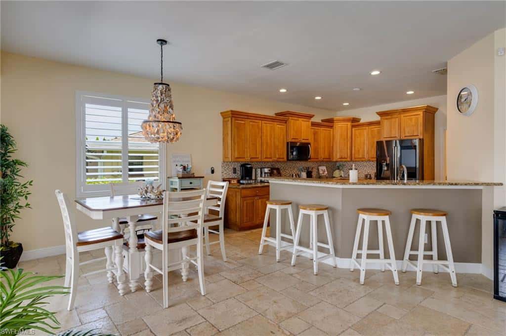 2021 17th Pl, Cape Coral, photo 8