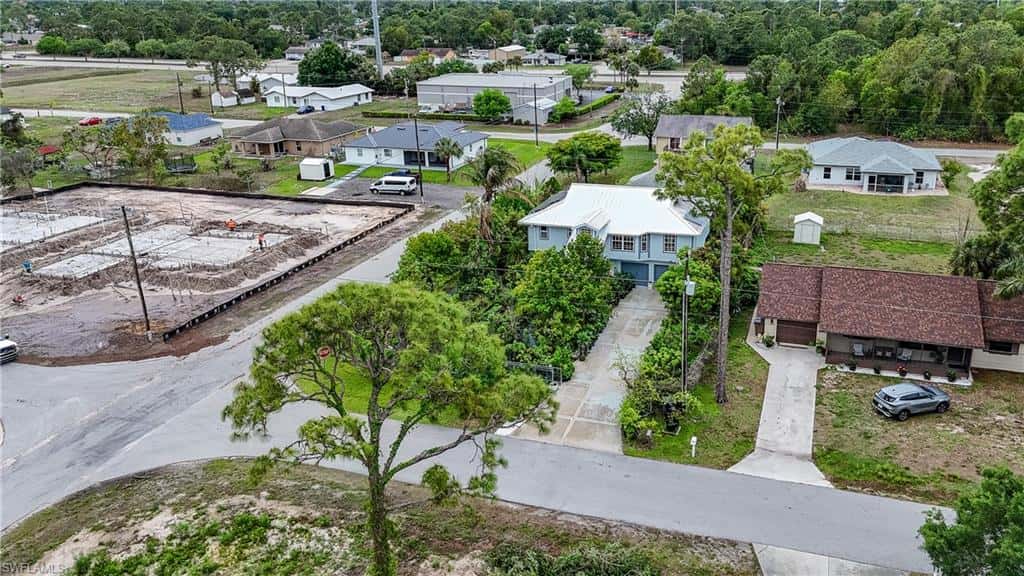 4201 6th St, Lehigh Acres, photo 4