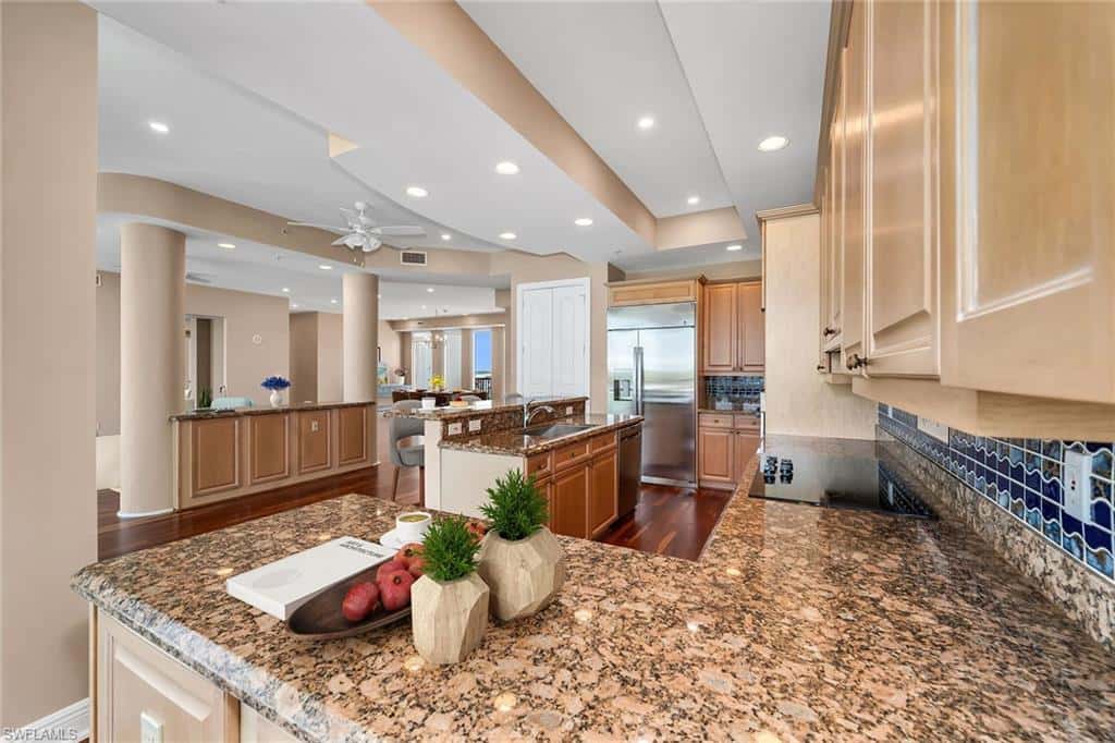 700 La Peninsula Blvd #603, Naples, photo 9