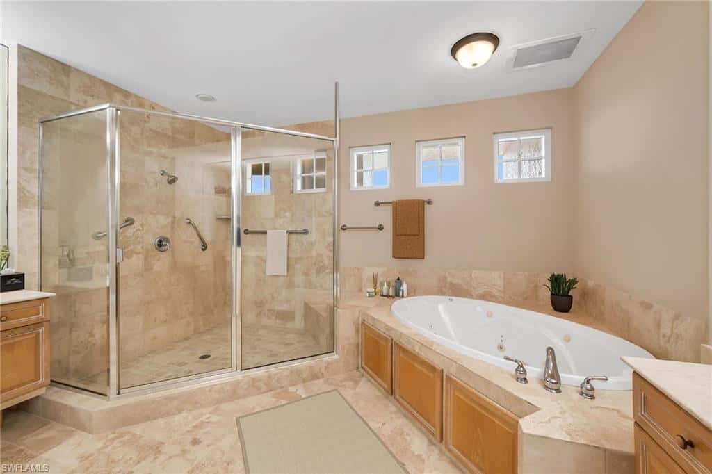 700 La Peninsula Blvd #603, Naples, photo 18