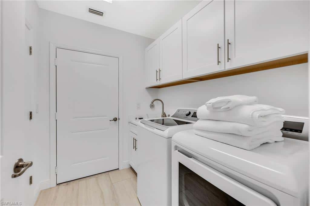 16348 Viansa Way #102, Naples, photo 17