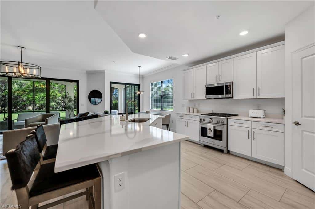16348 Viansa Way #102, Naples, photo 8