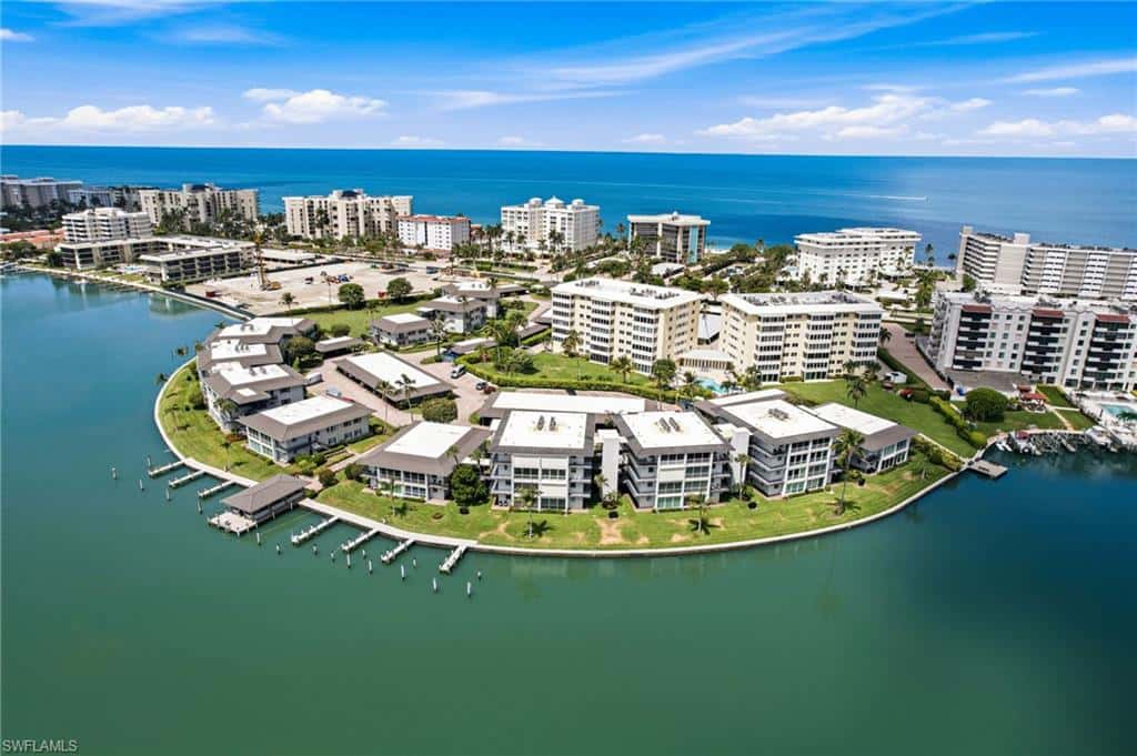 3400 Gulf Shore Blvd #l8, Naples, photo 43