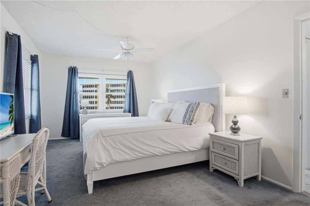 3400 Gulf Shore Blvd #l8, Naples, photo 16