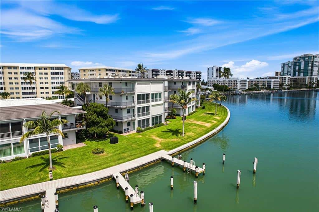 3400 Gulf Shore Blvd #l8, Naples, photo 45