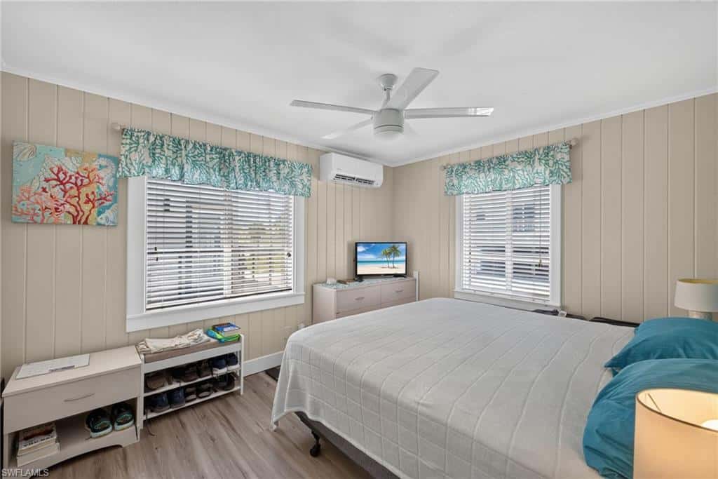 71 Mango St, Fort Myers Beach, photo 37