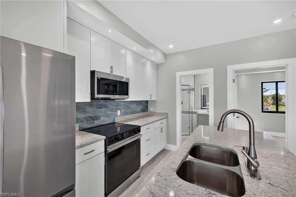 71 Mango St, Fort Myers Beach, photo 25