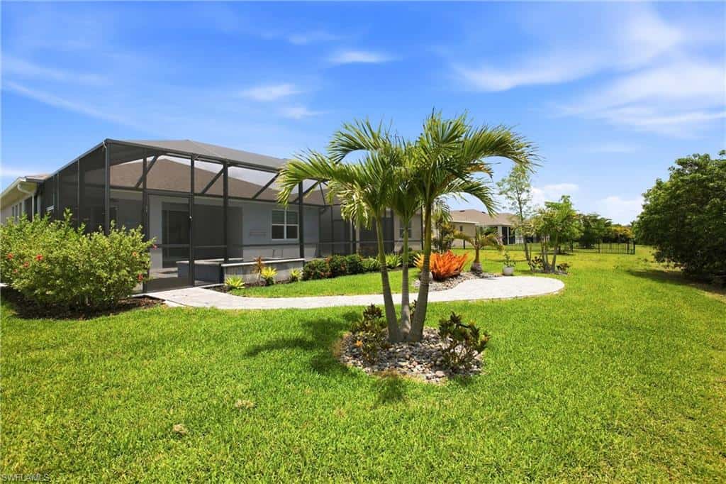 844 Heather Lake Ave, Cape Coral, photo 39