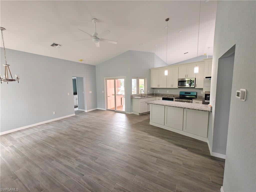 2105 53rd Ter, Cape Coral, photo 7