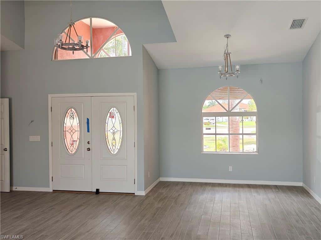 2105 53rd Ter, Cape Coral, photo 5
