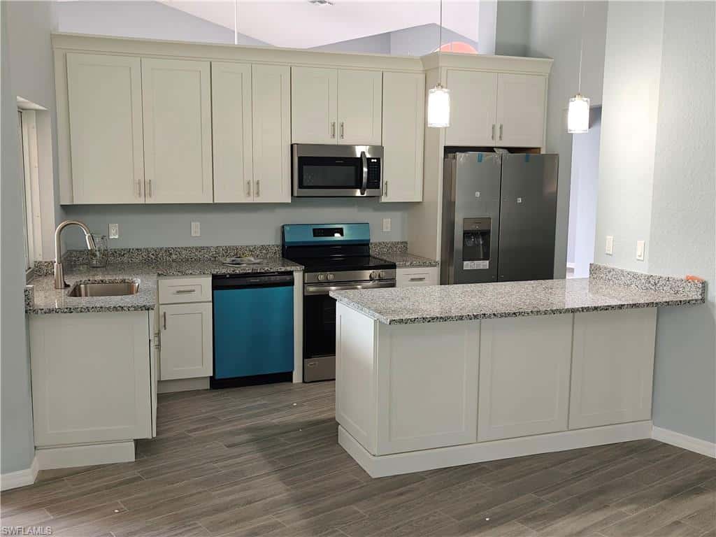 2105 53rd Ter, Cape Coral, photo 9