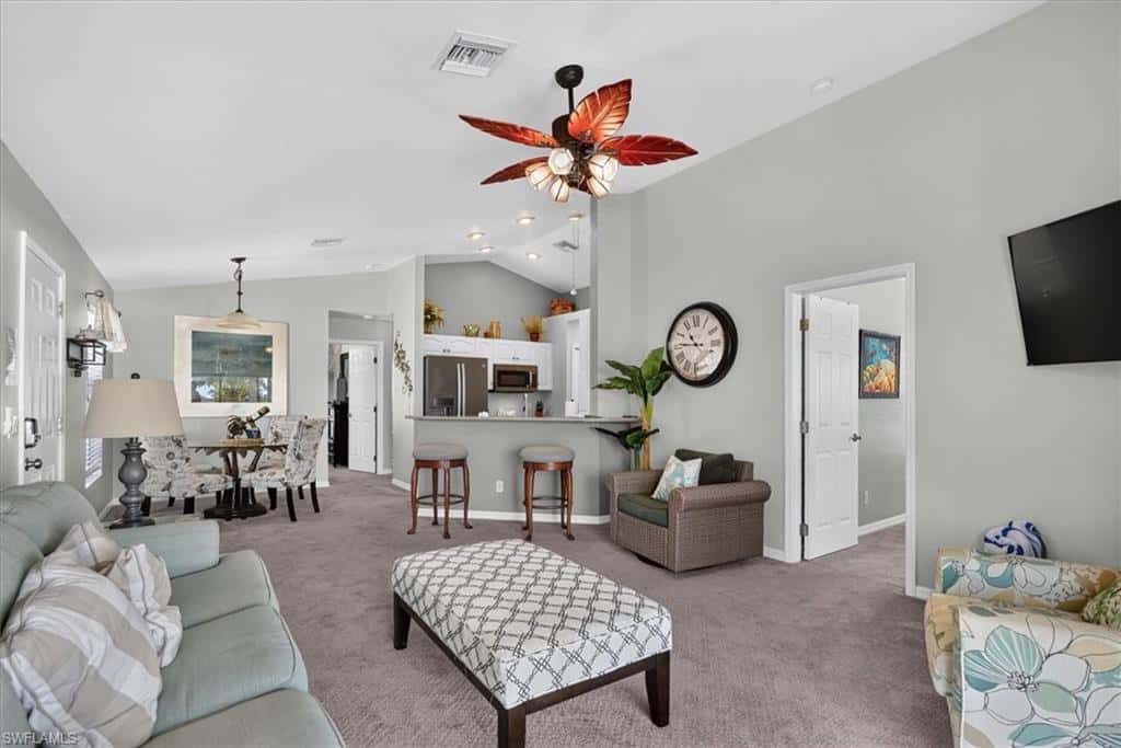 401 Donora Blvd, Fort Myers Beach, photo 7