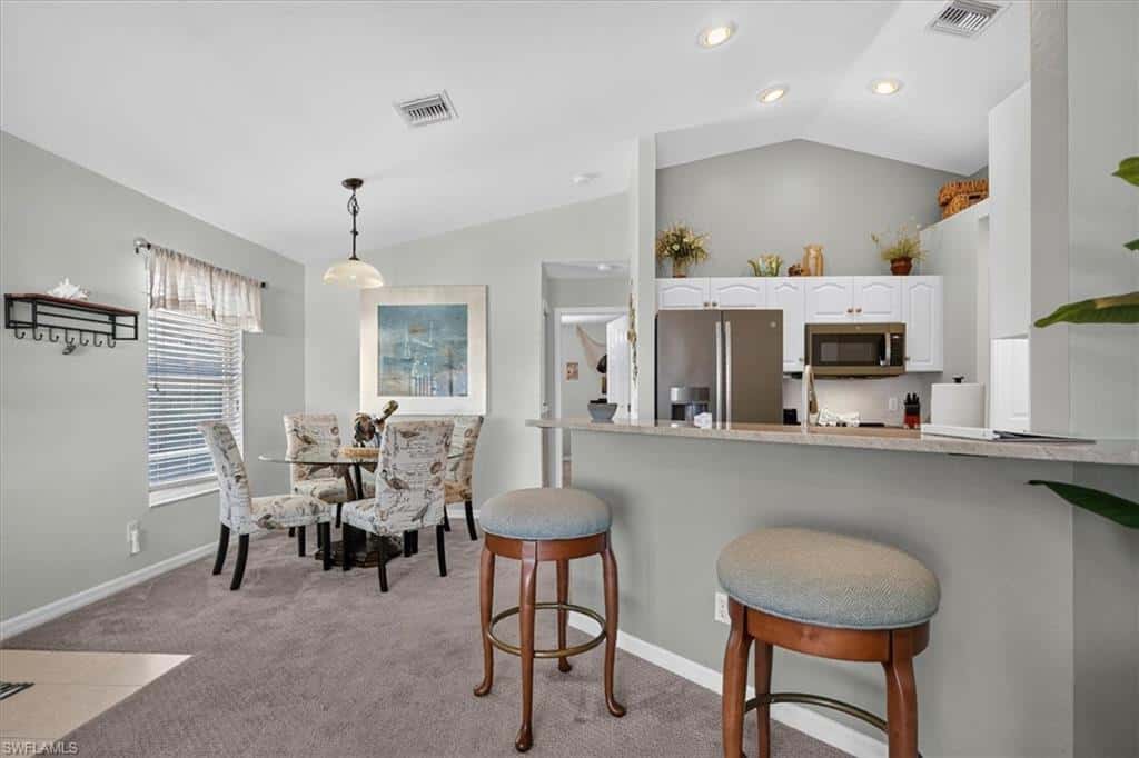 401 Donora Blvd, Fort Myers Beach, photo 9