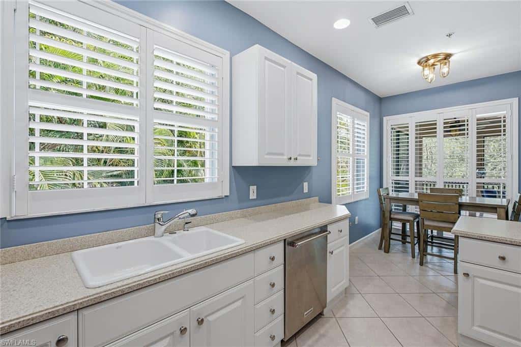3995 Deer Crossing Ct #201, Naples, photo 5