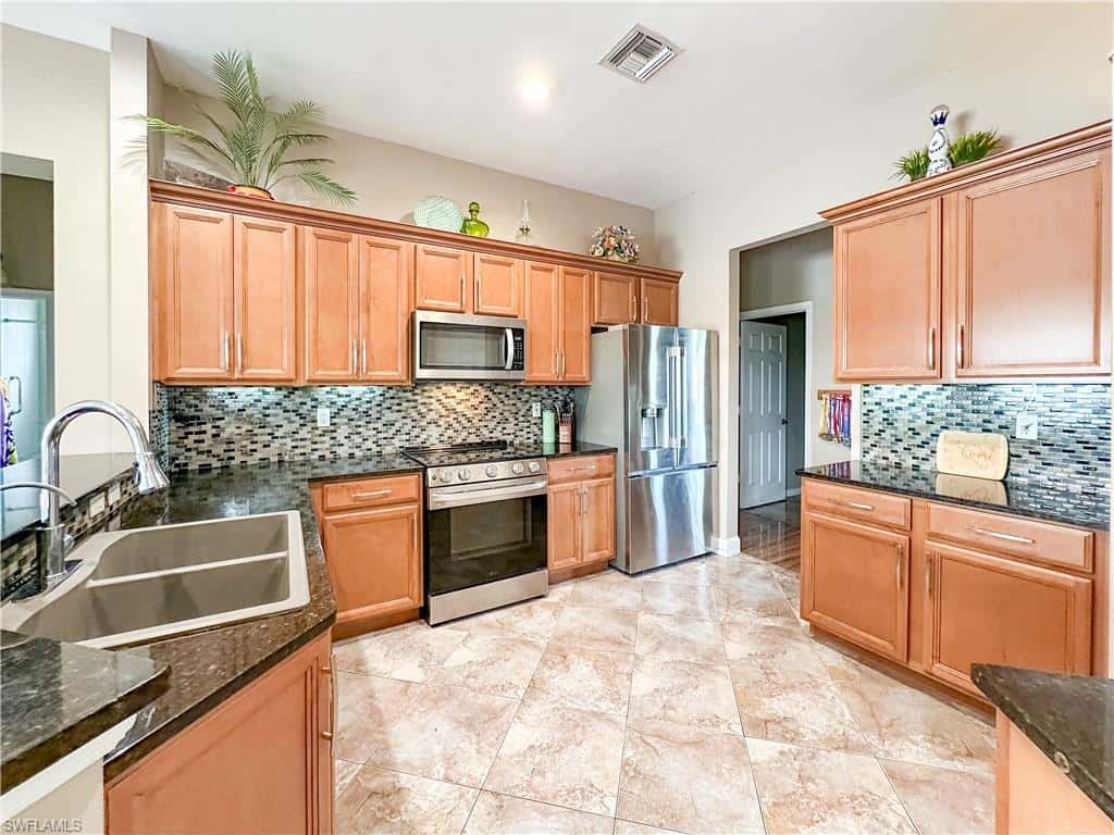 605 Grand Rapids Blvd, Naples, photo 7