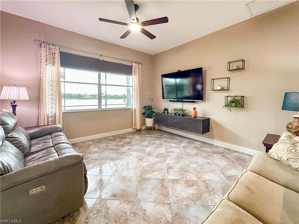 605 Grand Rapids Blvd, Naples, photo 9