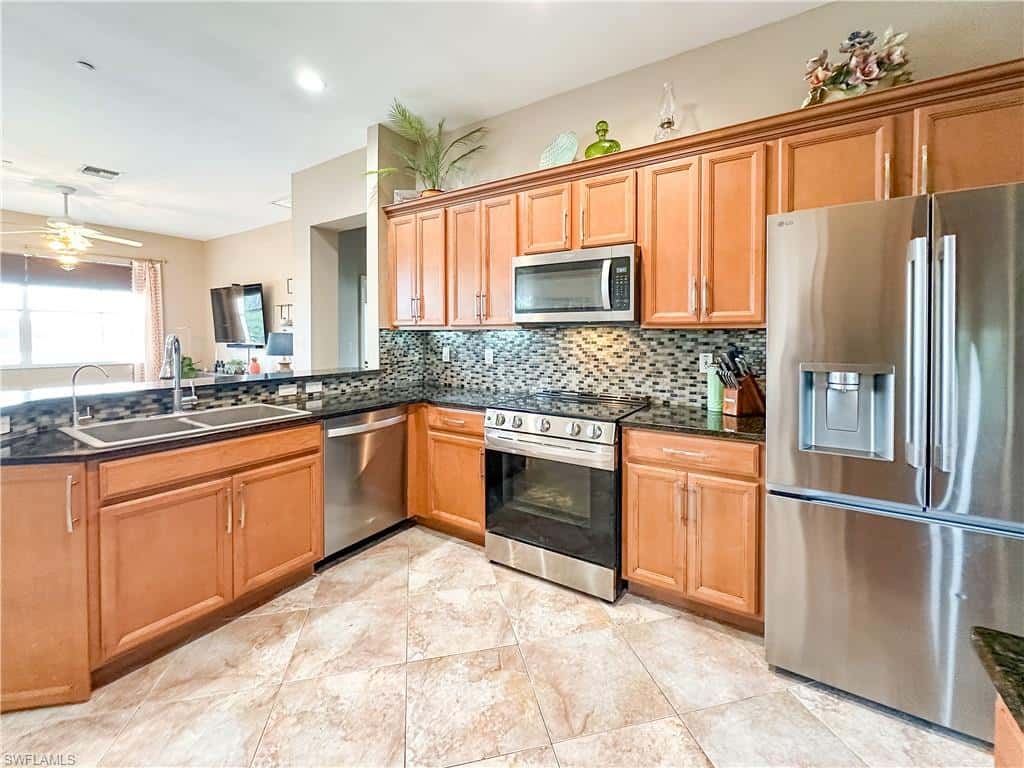 605 Grand Rapids Blvd, Naples, photo 8