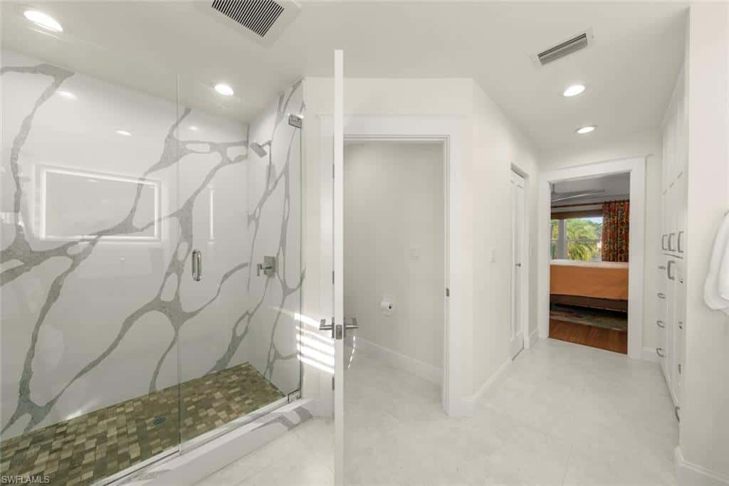 11940 Oakland Dr, Bokeelia, photo 22