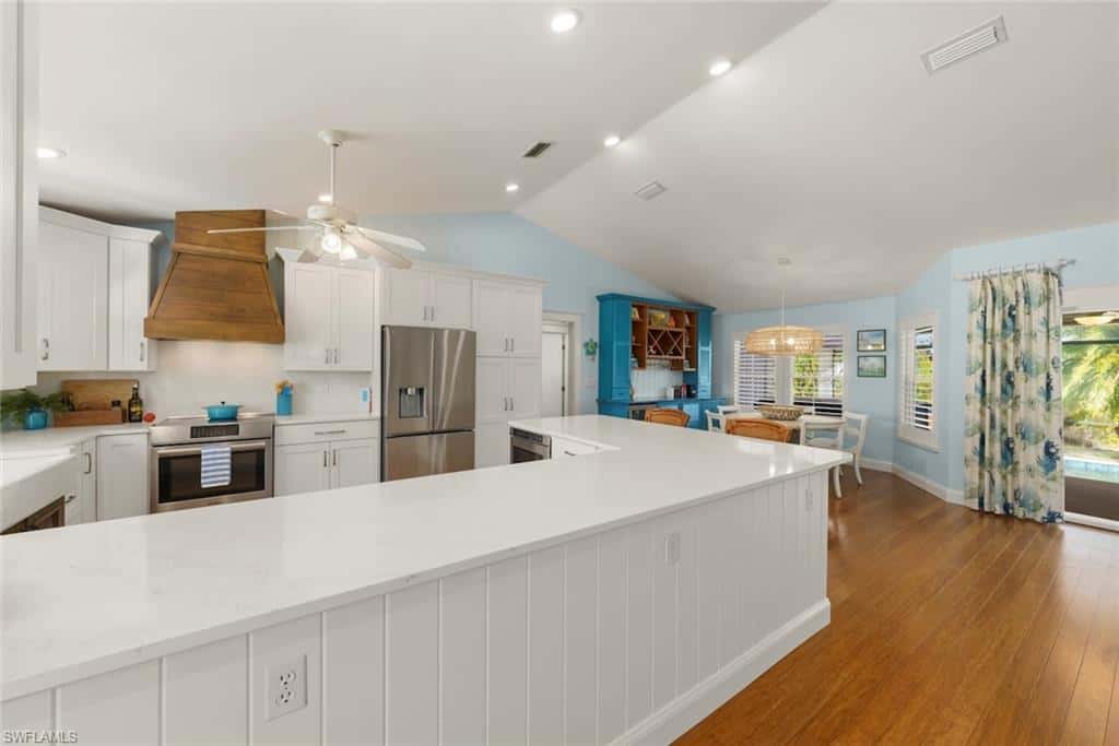 11940 Oakland Dr, Bokeelia, photo 7