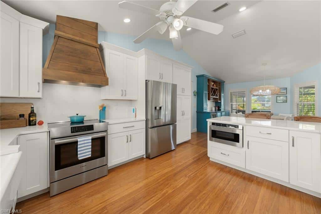 11940 Oakland Dr, Bokeelia, photo 10