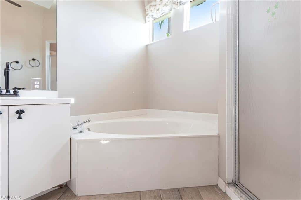 8361 Trentwood Ct, Fort Myers, photo 27