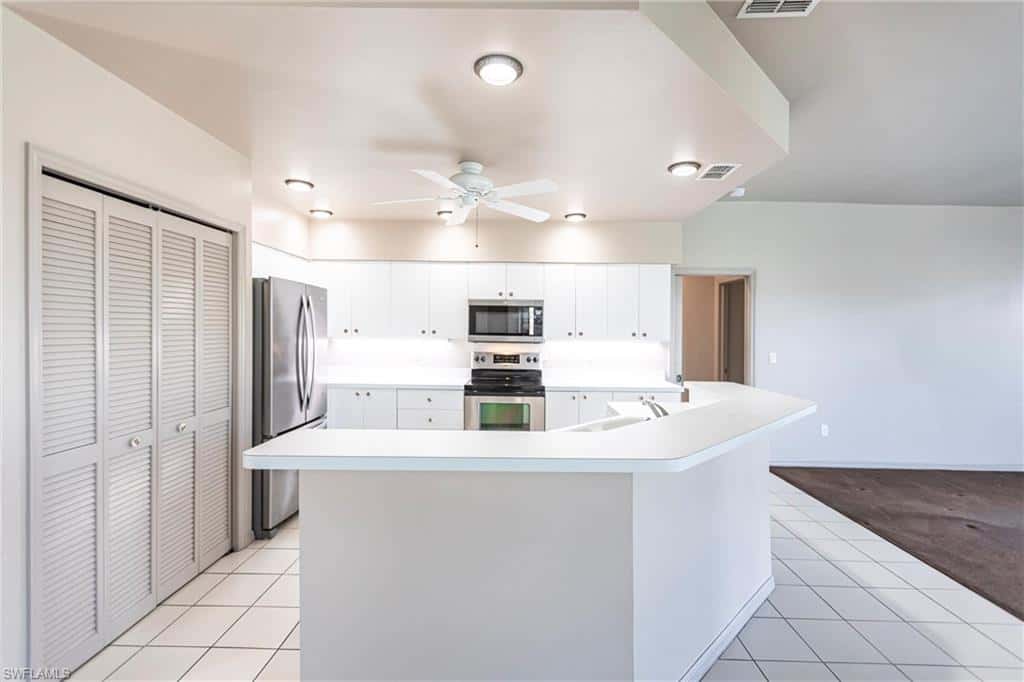 8361 Trentwood Ct, Fort Myers, photo 13