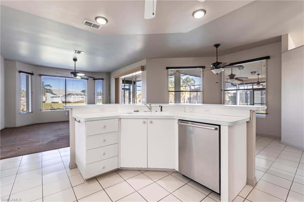 8361 Trentwood Ct, Fort Myers, photo 16