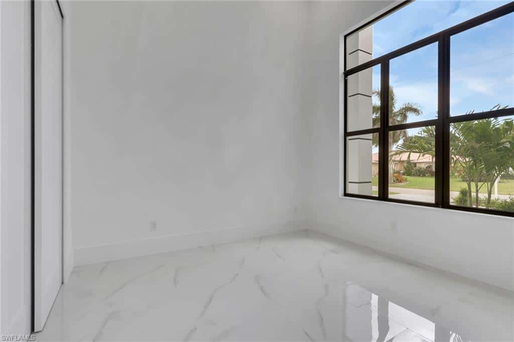 1323 17th St, Cape Coral, photo 34