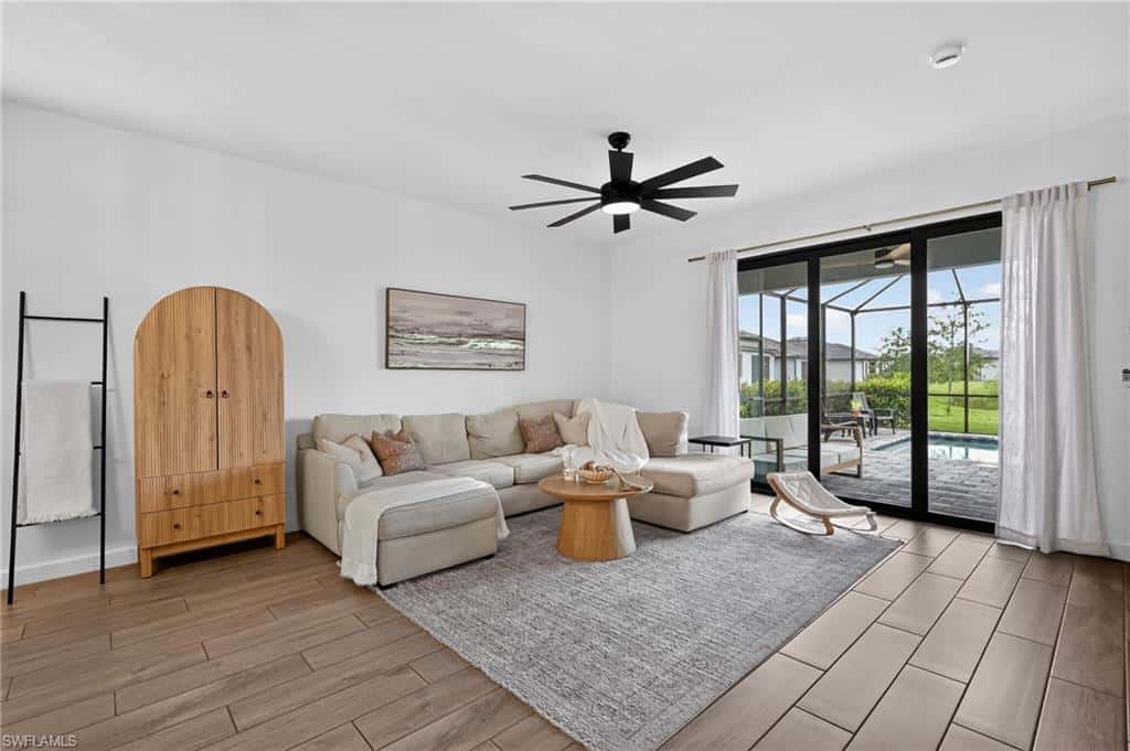 1385 Birdie Dr, Naples, photo 12