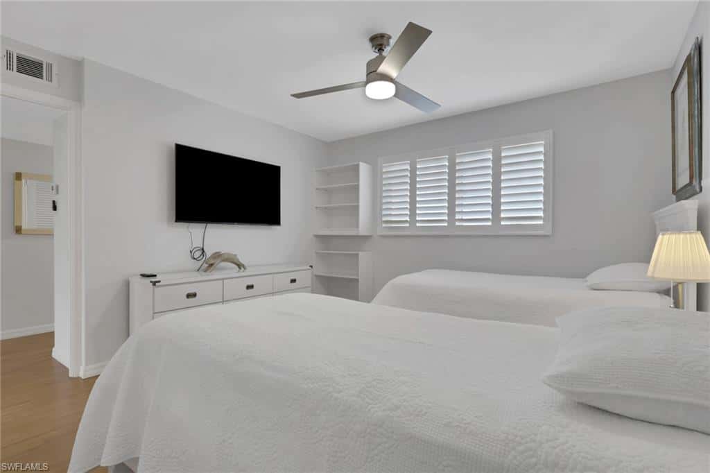 170 Turtle Lake Ct #309, Naples, photo 17