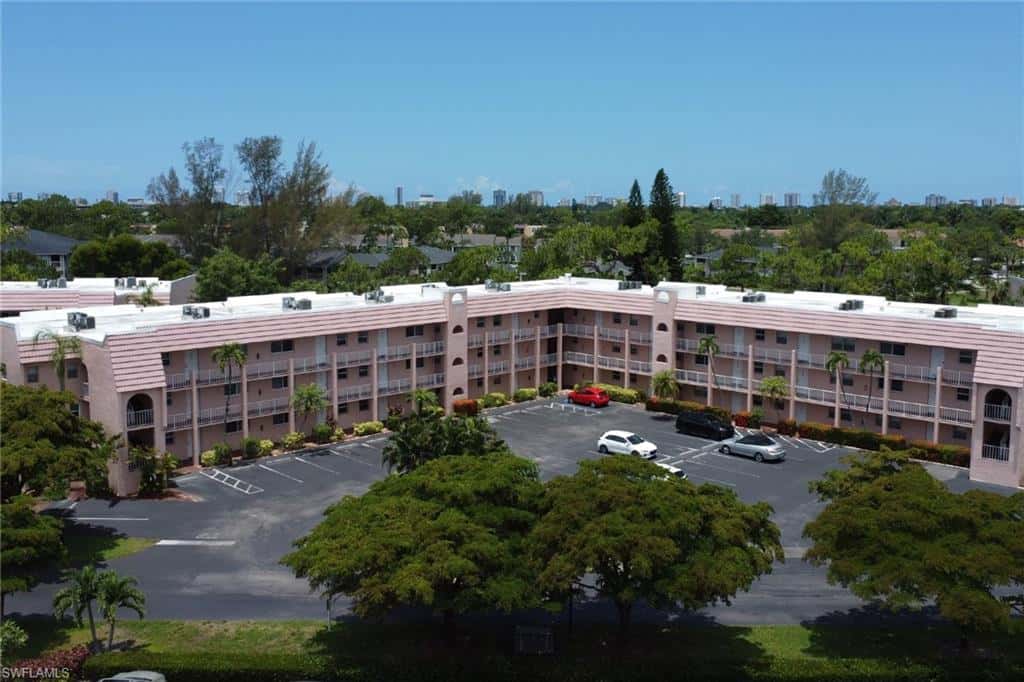 170 Turtle Lake Ct #309, Naples, photo 28