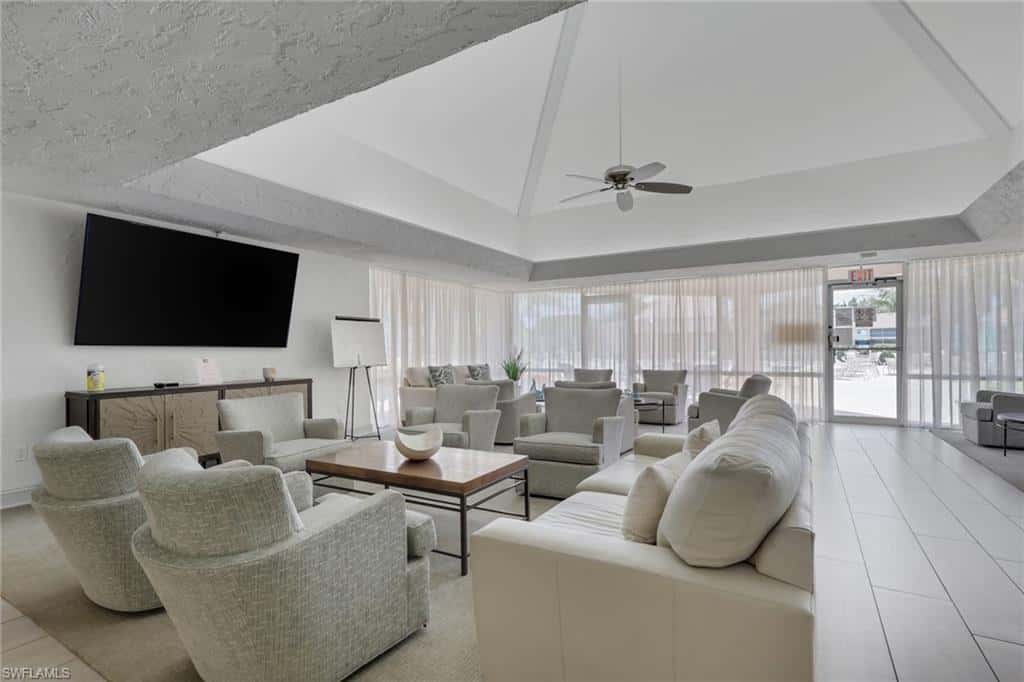 170 Turtle Lake Ct #309, Naples, photo 38