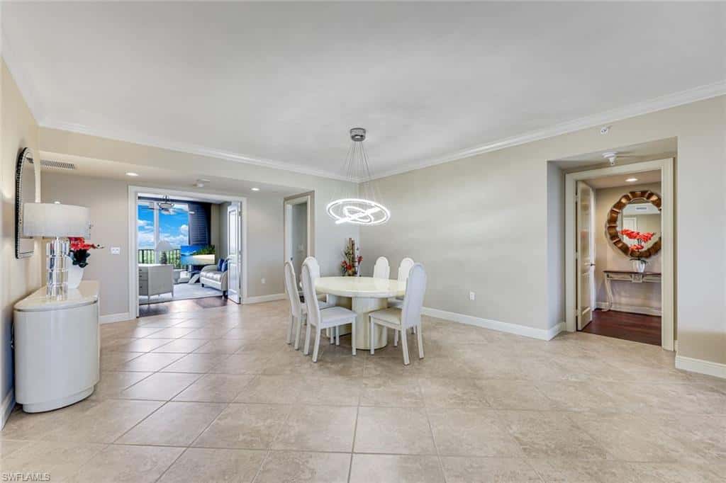 1050 Borghese Ln #605, Naples, photo 14
