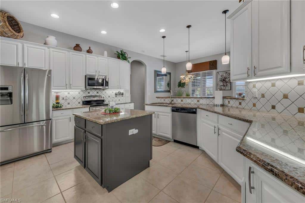 2111 Grove Dr, Naples, photo 6