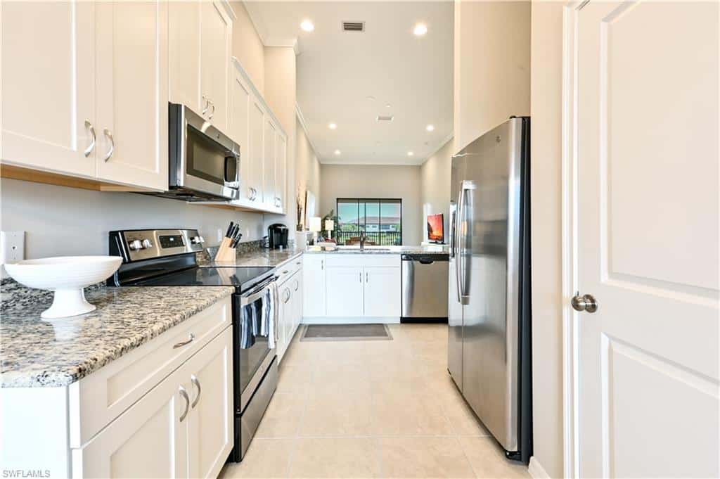 9386 Pocida Ct #204, Naples, photo 12