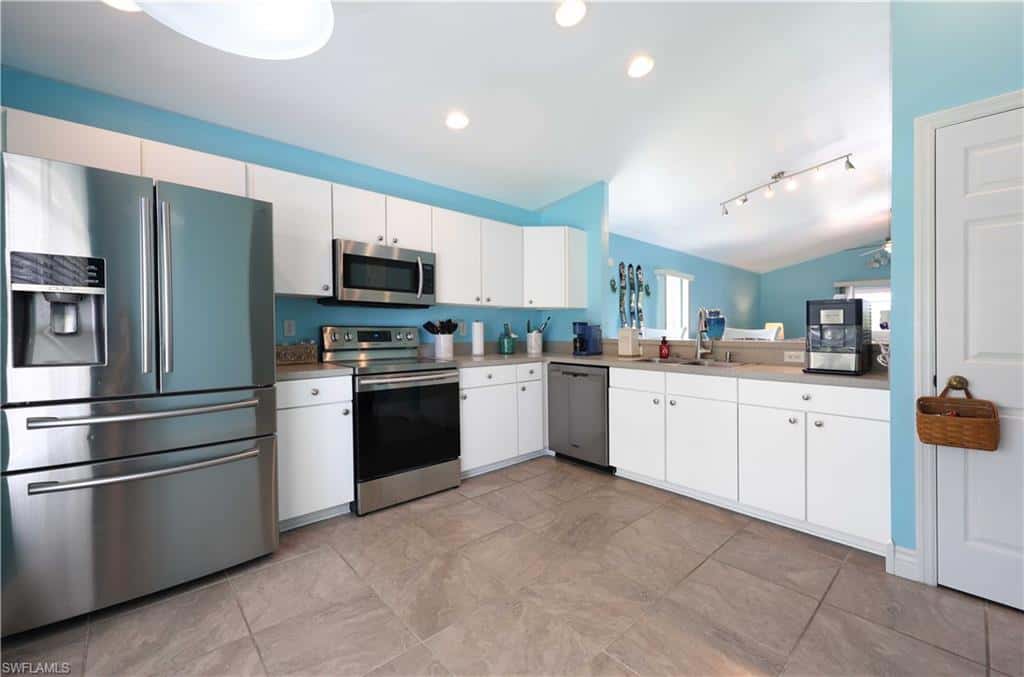 15633 Beachcomber Ave, Fort Myers, photo 11