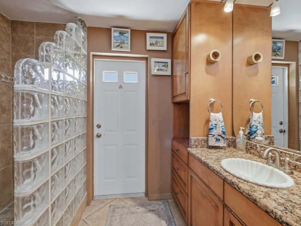 197 Gulfport Ct, Marco Island, photo 13