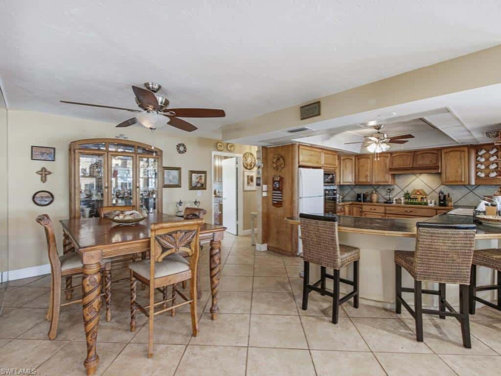 197 Gulfport Ct, Marco Island, photo 7
